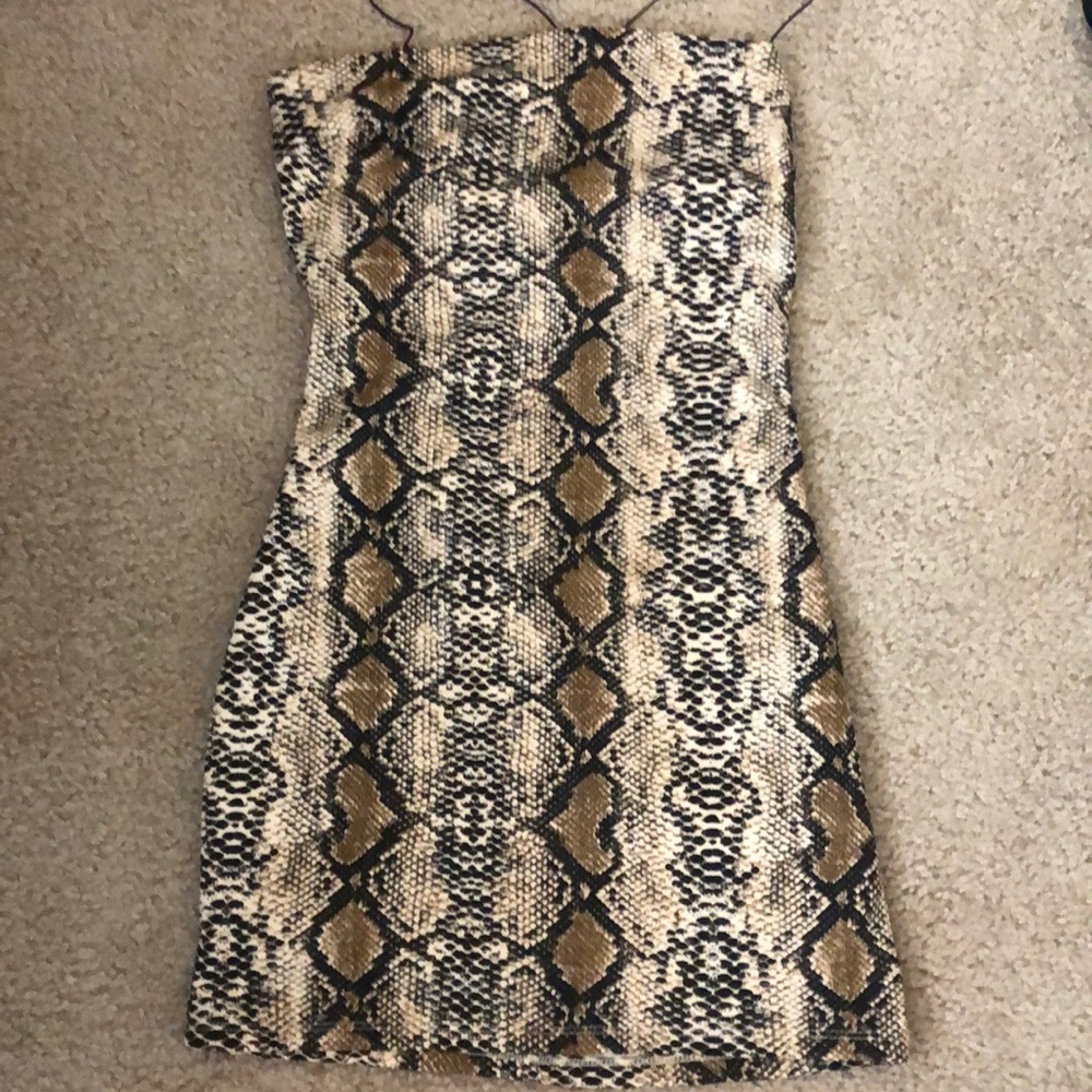 Dress-